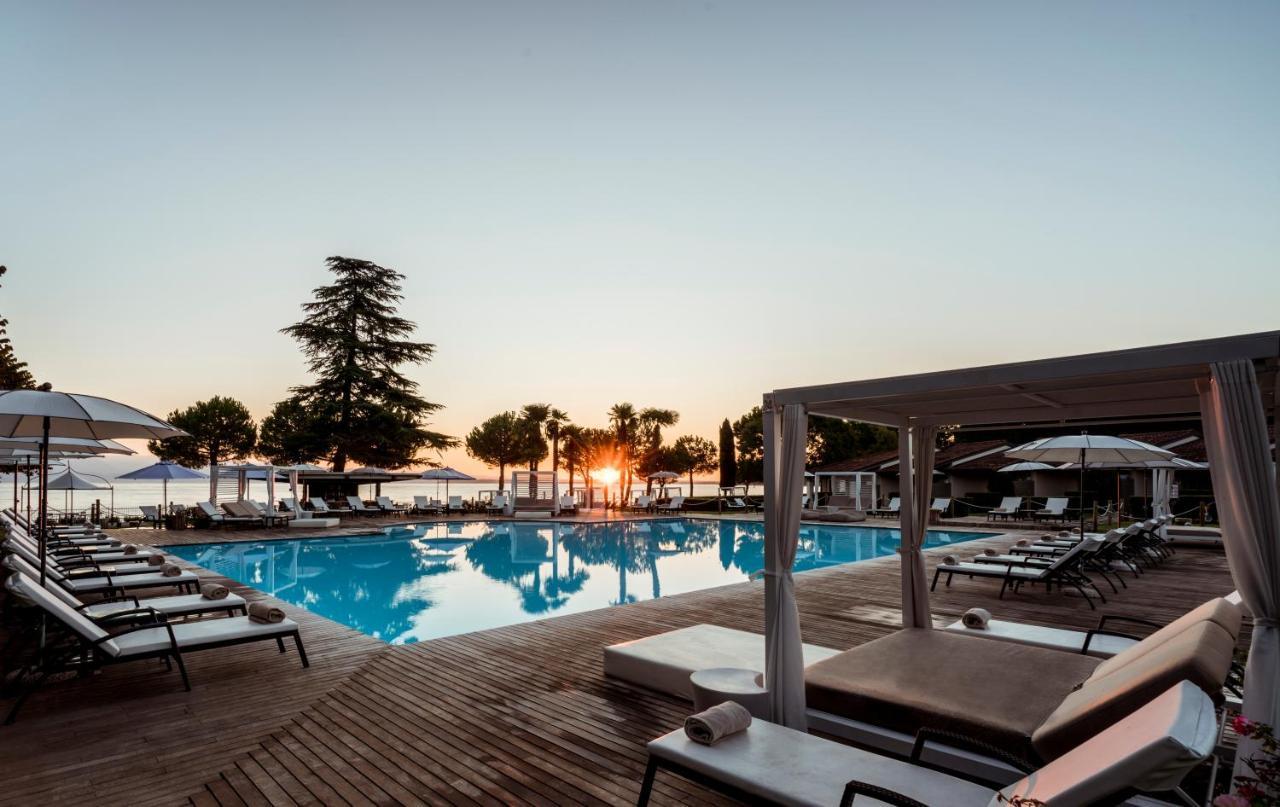 Splendido Bay Luxury Spa Resort Padenghe sul Garda Exterior photo